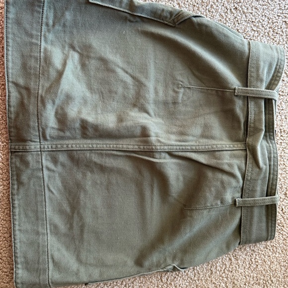 Banana republic skirt size 2 - Picture 4 of 4